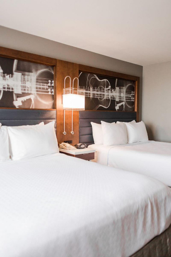 Bedroom 4, Crowne Plaza Memphis East, Shelby