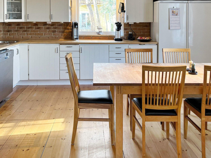 Private kitchen 4, 4 Star Holiday Home in Ekero, Ekerö