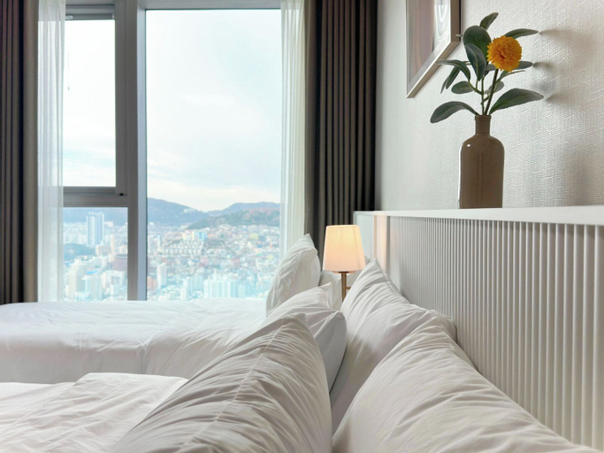Bedroom 17