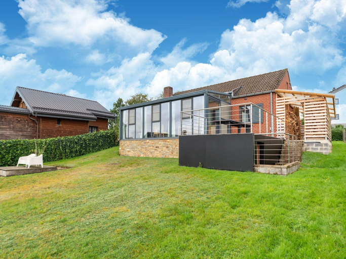 Exterior 4, Cozy Holiday Home in Malmedy With a Beautiful View, Liège