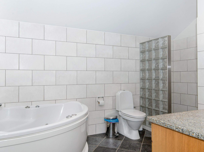 Bathroom 3, 6 Person Holiday Home in Glesborg, Norddjurs