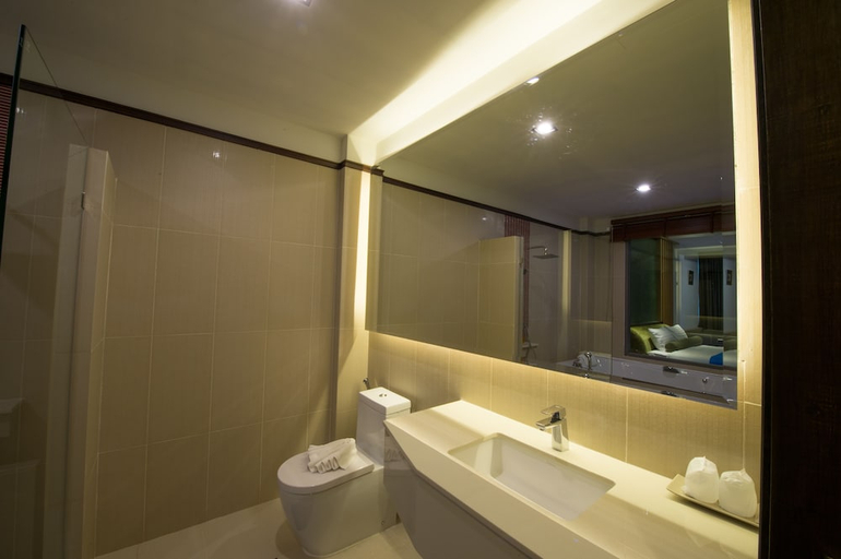 Bathroom 5, Mai Morn Resort, Pulau Phuket