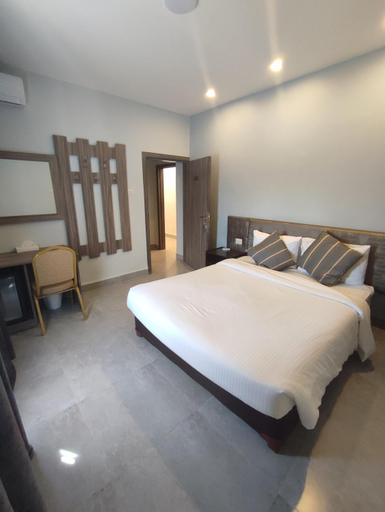 Bedroom 2, Black Iris Hotel, Madaba