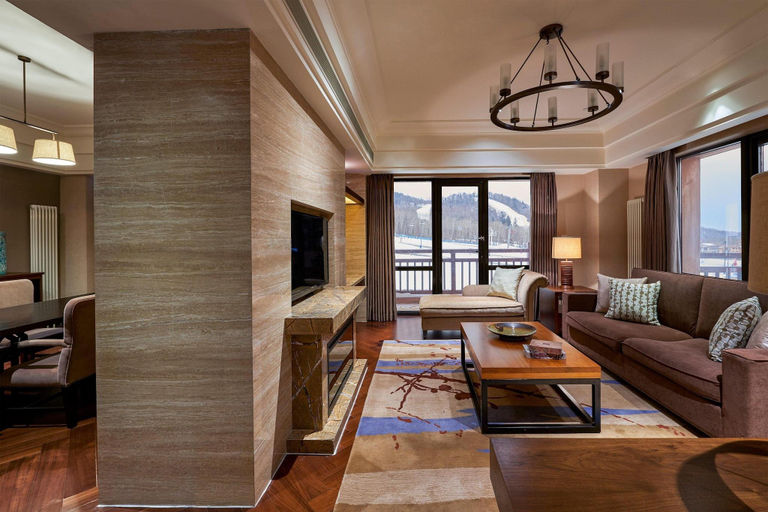 Bedroom 3, Sheraton Changbaishan Resort, Baishan