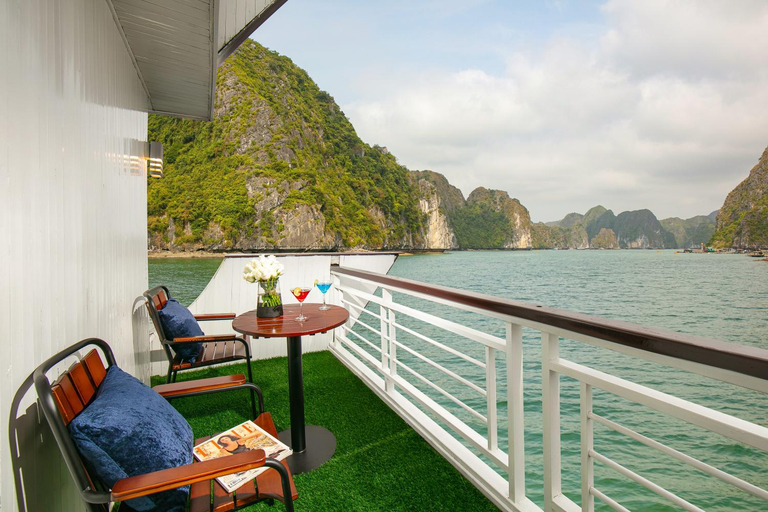 Others 3, Fantasea Imperial Cruise, Hạ Long