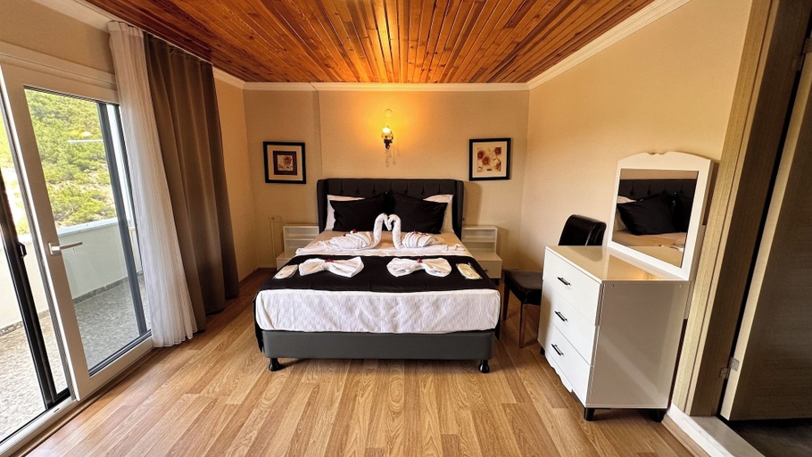 Bedroom 3, Olive Branch Hotel, Ayvalık