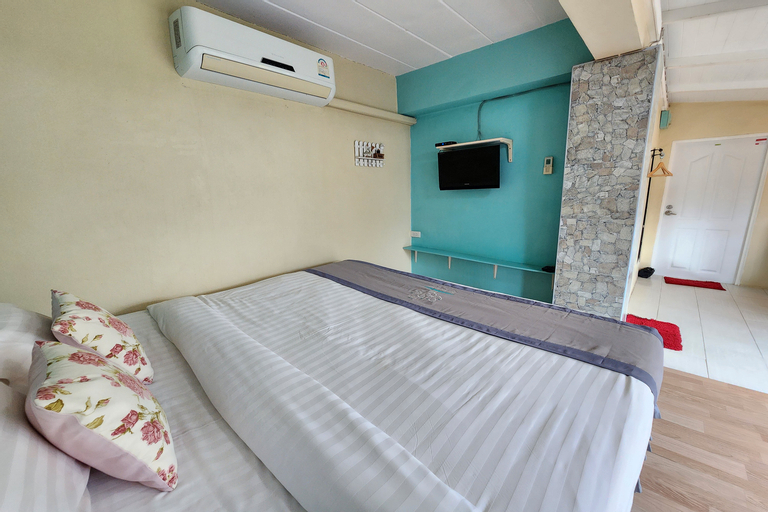 Bedroom 6