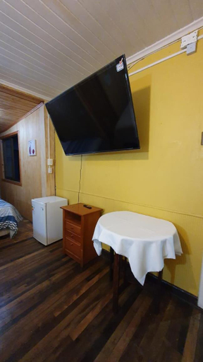 Others 5, Hostal Las Heras, Cautín