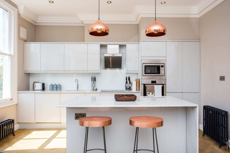 Others 2, Bright, Vibrant 1 BD Apartment in Sth Hampstead, London