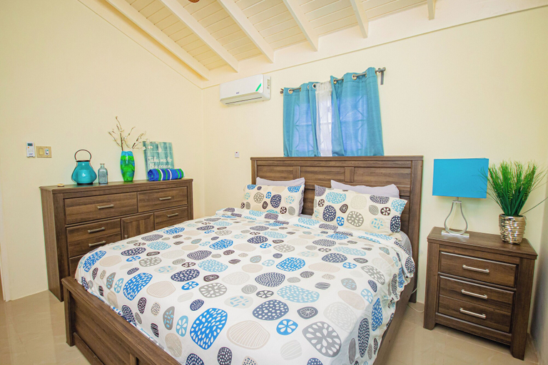 Bedroom 2, Adorable Beach House In Draxhall