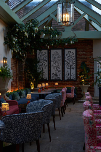 Food & Drinks 4, STANWELL HOUSE, Hampshire