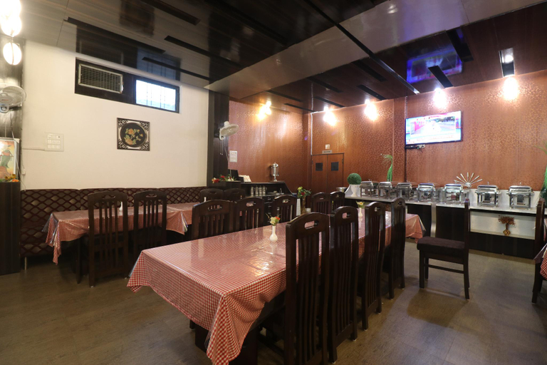Food & Drinks 4, Hotel Mandakini, Garhwal