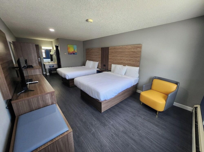 Bedroom 3, Super 8 by Wyndham Hayward WI, Sawyer