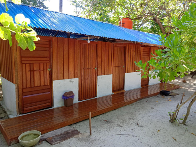 Exterior 7