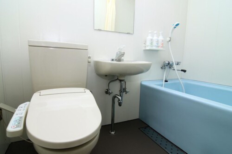 Bathroom, Iejima Kokoro House, Ie