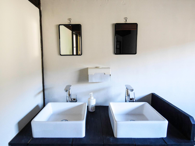 Bathroom 3, Hakone HOSTEL 1914, Hakone