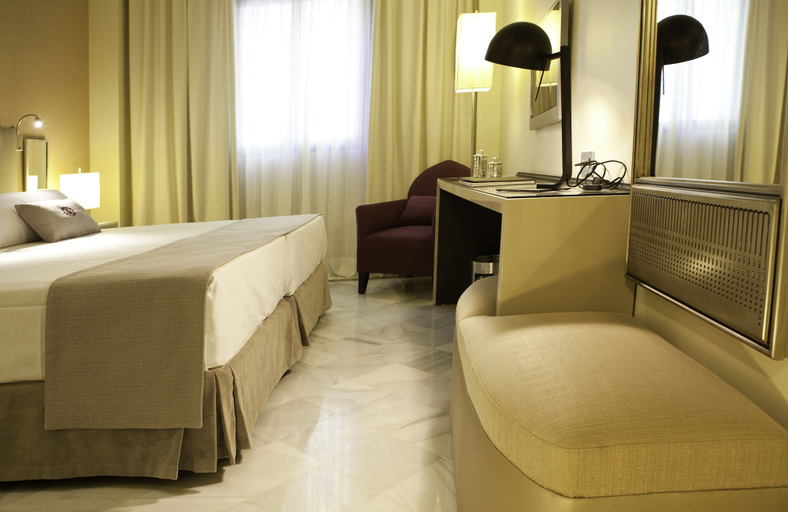 Bedroom 3, Vincci Albayzin Hotel, Granada