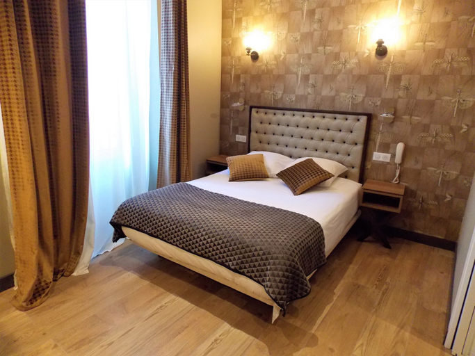 Bedroom 3, Hotel Excelsior Batignolles, Paris