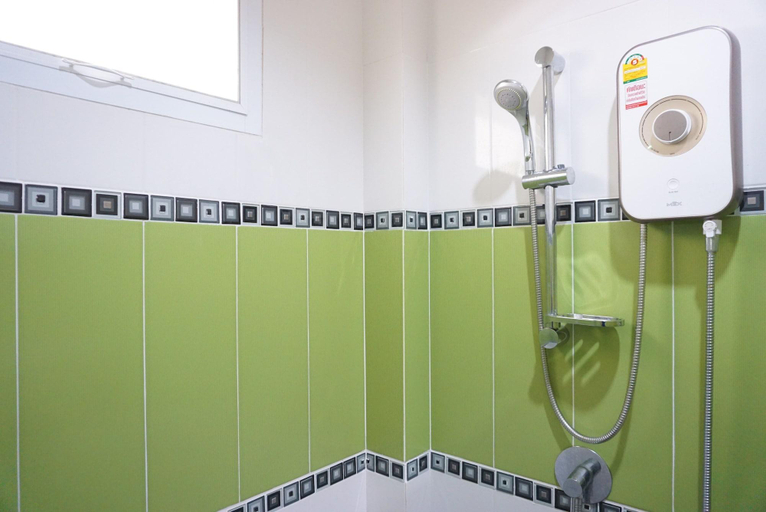 Bathroom 3, Aranya Resort, Muang Chumphon