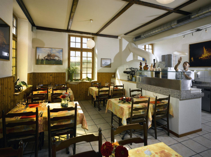 Food & Drinks 5, Hotel de la Gare, Lac