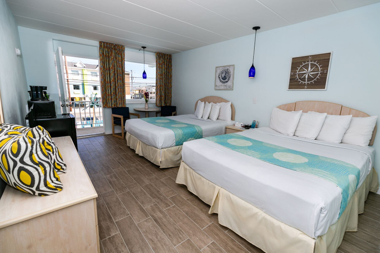 Bedroom 3, Daytona Inn And Suites, Cape May