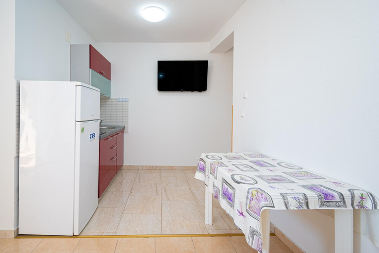 Bedroom 2, Apartments by the sea Zubovici, Pag - 4141, Novalja