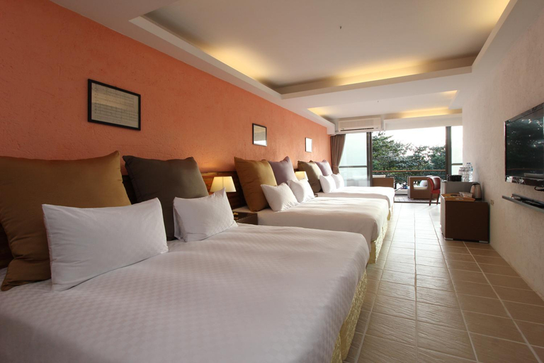 Bedroom 18