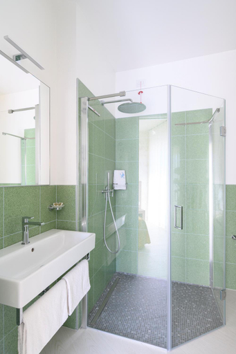 Bathroom 5, Hotel Capri 3 Stelle Superior, Venezia