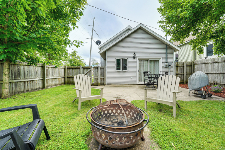 Exterior & Views 2, Manistee Home w/ Fire Pit ~ 2 Mi to Beach!, Manistee