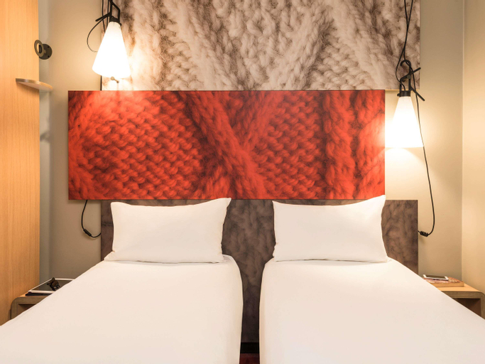 Bedroom 12