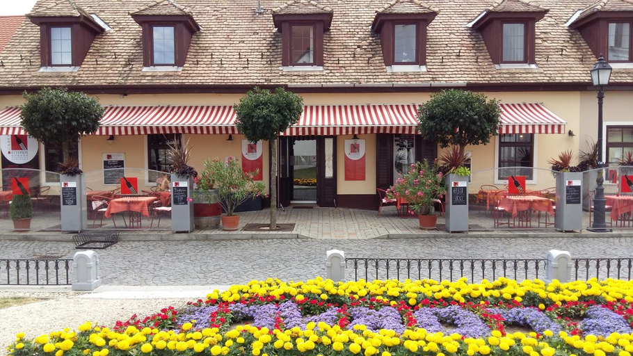 Exterior & Views 5, Riviera Rooms Vendegszobak, Mosonmagyaróvár