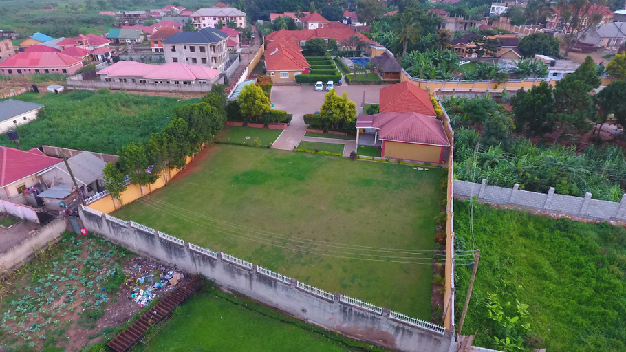 Exterior & Views 2, Lucian Cottages, Kampala