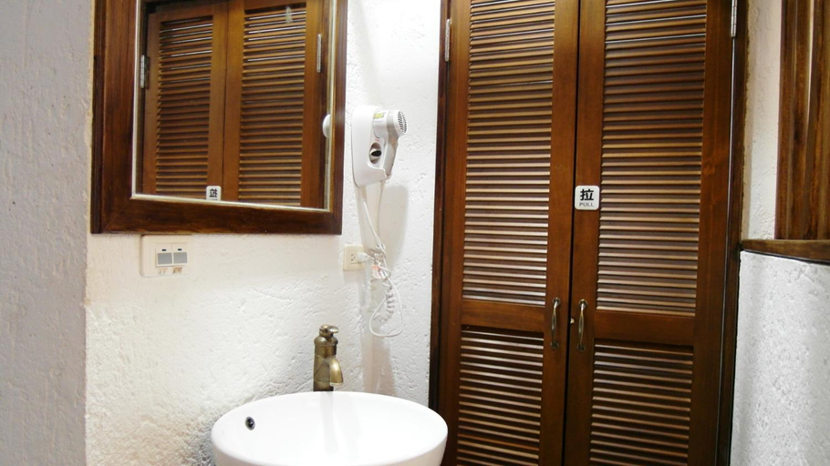 Bedroom 2, Island Inn, Pingtung