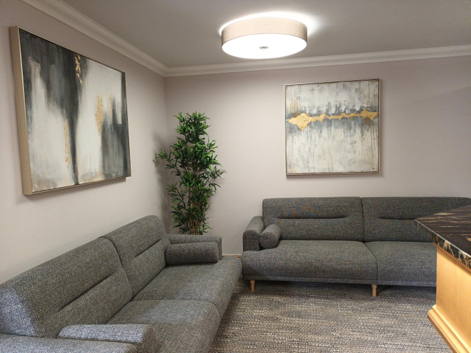Public Area 2, The Corn Mill Lodge Hotel, Leeds