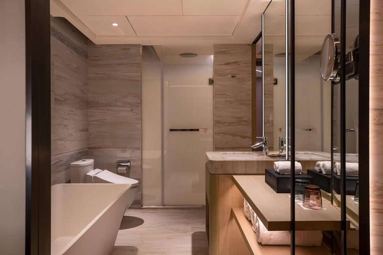 Bathroom 5, Renaissance Shenzhen Luohu Hotel, Shenzhen