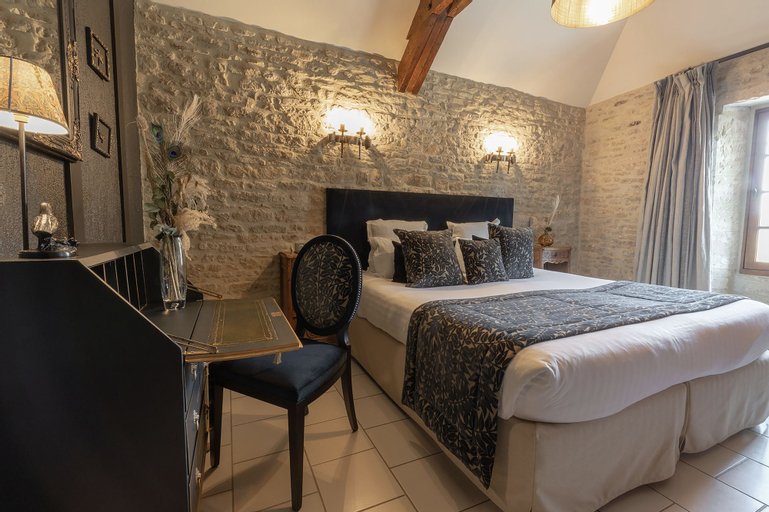 Bedroom 13