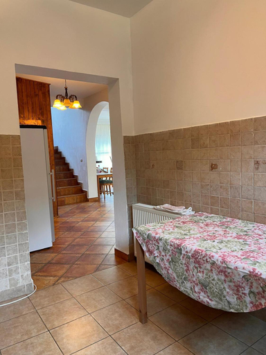 Others 2, Casa Valea Rece, Bran