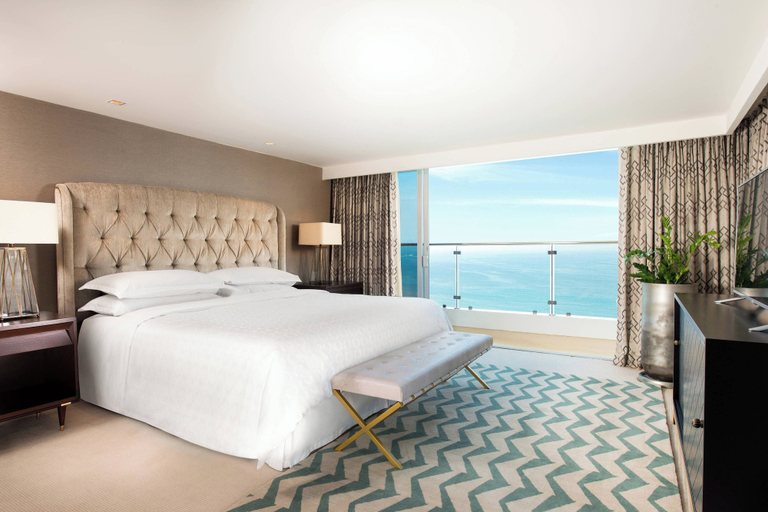 Bedroom 2, Sheraton Grand Rio Hotel & Resort, Rio de Janeiro