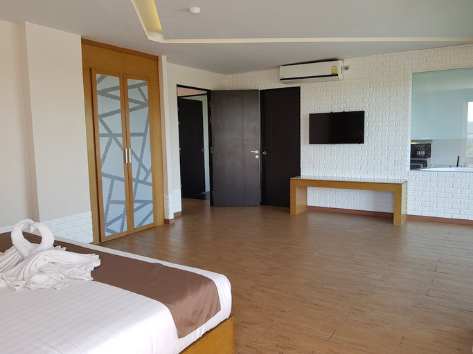 Bedroom 2, The Vista Hotel, Sadao