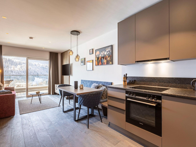 Others 4, Holiday Apartment Next to the ski Slope, Kitzbühel