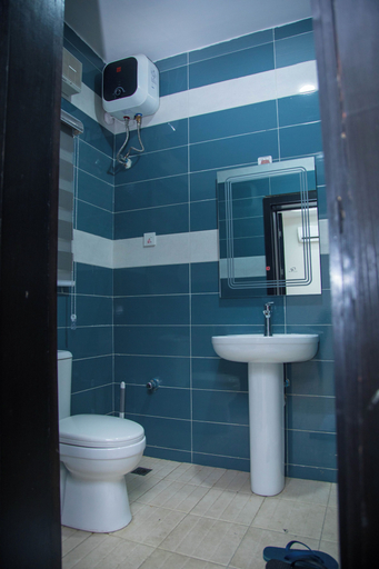 Bathroom 4, Modelo Hotel and Suites, Ikwerre