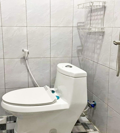 Bathroom, OYO 90708 Kbr Home, Tangerang