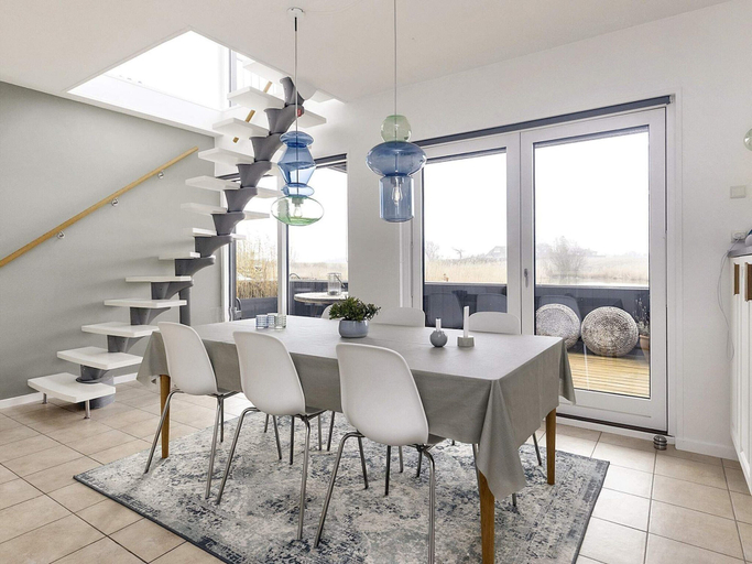 Dining 5, 4 Star Holiday Home in Humble, Langeland