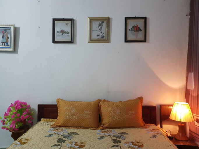 Bedroom 9