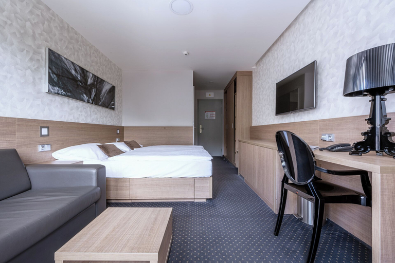 Bedroom 4, Hotel Jezerka, Chrudim