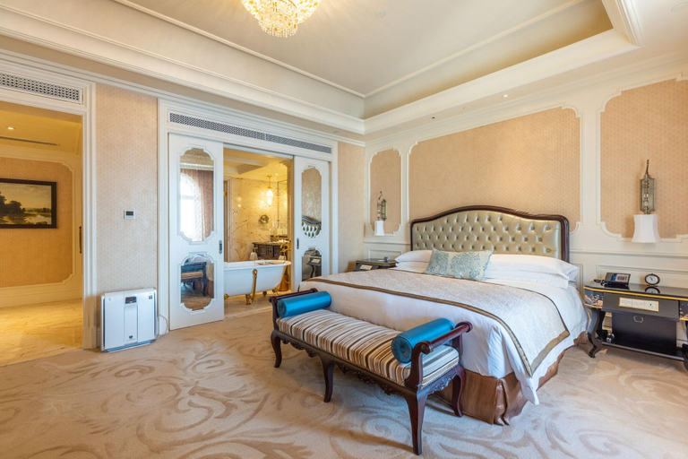 Bedroom 3, The Castle Hotel, A Luxury Collection Hotel, Dalia, Dalian