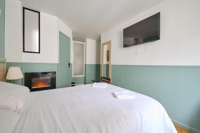 Bedroom 2, LE PADIRAC, Paris