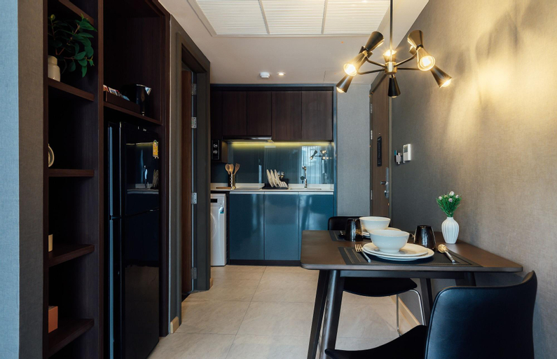 Dining Room 13