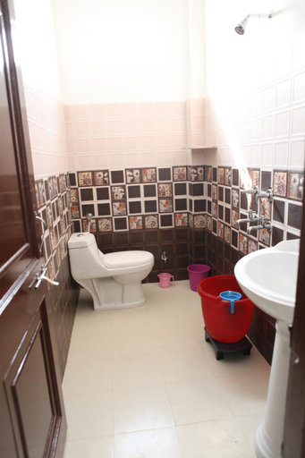 Bathroom 5, Keshav Palace, Ajmer