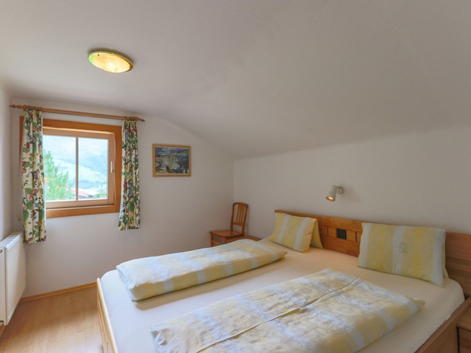 Room 5, Cosy Holiday Home Near ski Area, Zell am See